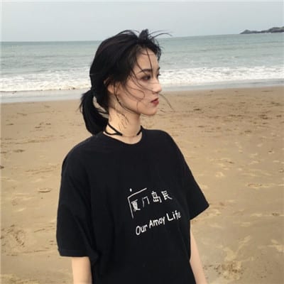 只要能傻傻的看著你就好(森系情侣头像一左一右)