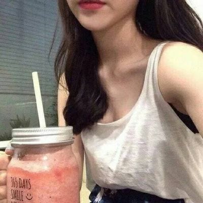 这个世界真的一点问题也没有(性感美女头像真实不做作最新版)