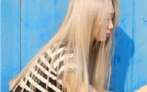 跌跌撞撞无非让你更加坚强(吸引异性的yy女生头像)