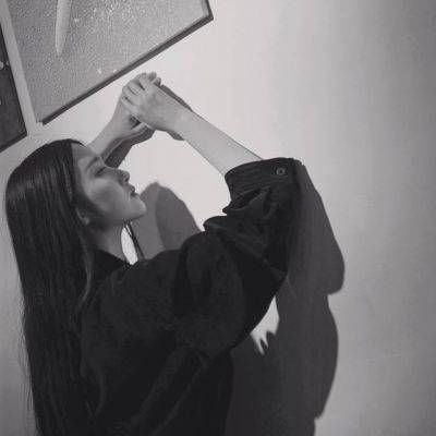 我只需要对得起自己(抖阴头像长发美女侧面最新)图1