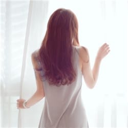适合贴吧用的头像240 240(贴吧性感女生头像)