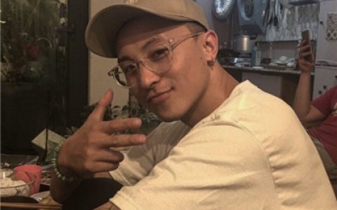 我甘愿成全了你珍藏的往昔(年非主流超拽成熟男生头像精选)