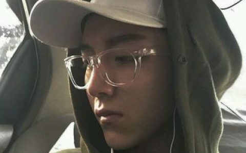 有男人魅力的男生图片头像(霸气成熟的男生抖阴头像大全)