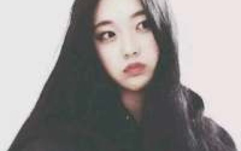 爱情是昂贵的橱窗(90后清纯美女头像生活照)