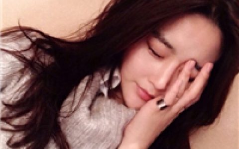 舍不得说再见(受欢迎的女生个性抖阴头像)