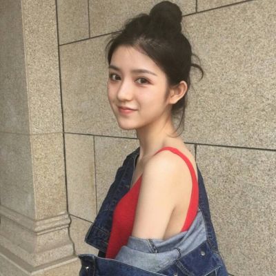 超显女人味的女生图片头像(最美女生图片抖阴头像性感一点的)图5