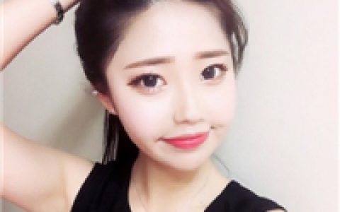 喜欢你一直都是我一个人的事(享受生活的靓女陌陌头像)