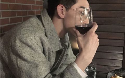 我一个人随心随性无畏无惧(韩国头像男生帅气高清最新)