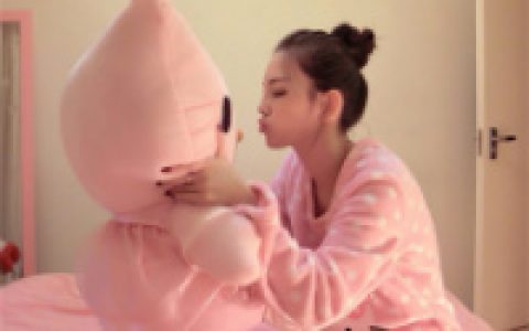 最初的无理取闹要多久才会被原谅(长发女生混搭抖阴头像)
