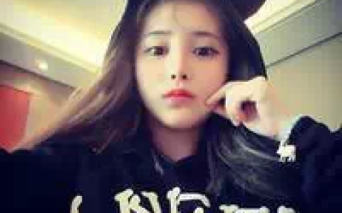 人潮拥挤再也不会不期而遇(最新好看的女生微博头像)