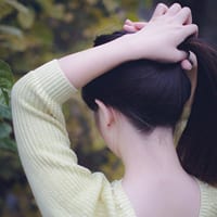 最初的那个自己我好想你(意境女生头像大全最新版)