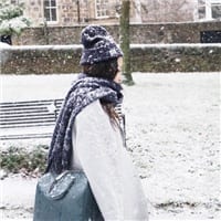你温暖的笑脸还一如从前(女生意境高清头像)