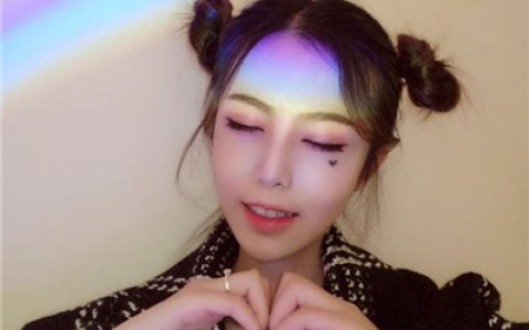 除了生死其他都是小事(清纯可爱的姐妹头像抖阴最火最新)