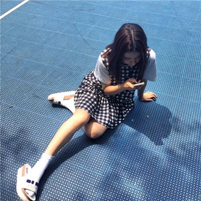 我没闹只是安全感太薄(小清新蓝色系情侣头像一人一张)