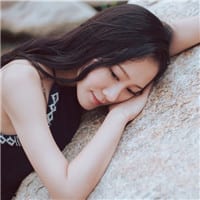 把我推进悬崖的你真善良(明媚女生意境小清新抖阴头像最新)