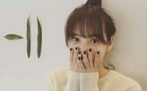 一帘红雨桃花谢(意境甜美女生抖阴头像图片大全)