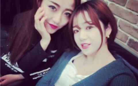 时尚吸引人的贴吧头像240 240(适合贴吧的女生头像)
