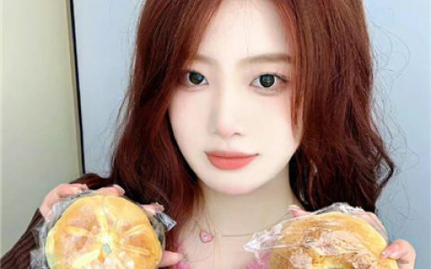 和朋友一起做什么都快乐(女生头像气质真人超级好看)