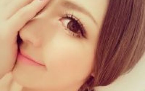 电眼女神萌萌哒(大眼睛长睫毛的诱惑女生头像)