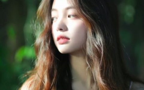 终于明白了这句话喜欢但不合适(女头像高质量很惊艳最新版)