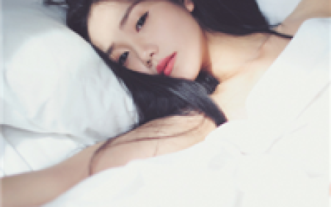 让你心疼的人往往不懂得心疼你(小清新风格唯美女生抖阴头像)