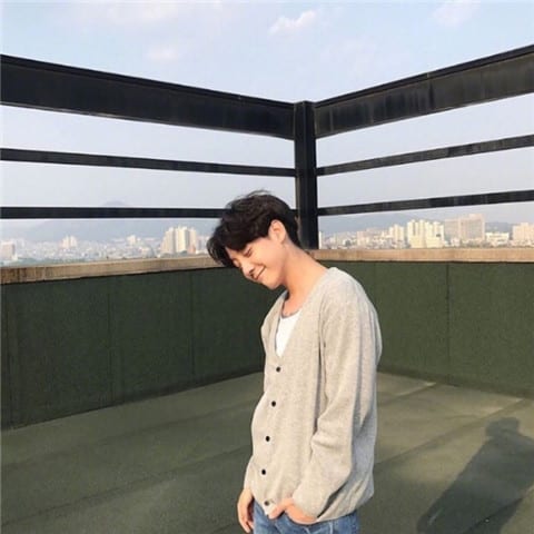 霸气伤感的男生快手头像(男生头像480×480快手专用孤独伤感)