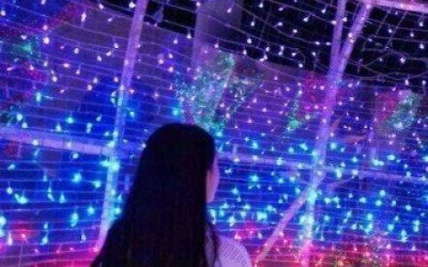 吵吵闹闹却从不言离弃(非主流情侣头像一男一女图片大全)