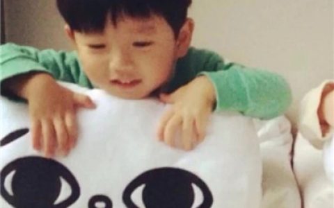 等你浪够了我也等够了(超萌超可爱小孩头像情侣两张一男一女)