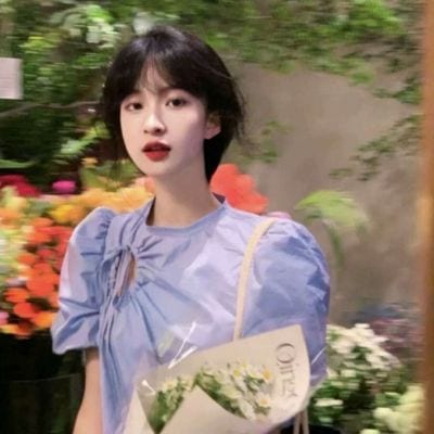 抖阴里只少了一个他却安静了整个抖阴(很细致的温柔风女生头像)
