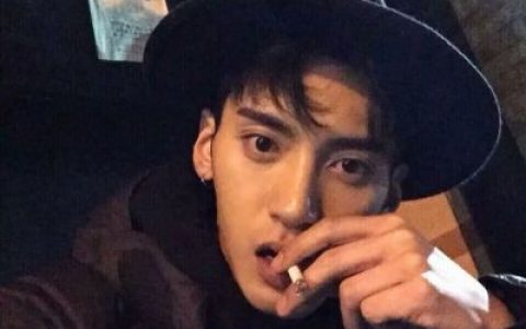 是好是坏皆为经历(抖阴头像男生抽烟伤感颓废高清图片)