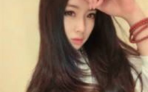 喜欢你身上淡淡的香气(妩媚性感的抖阴女生头像)