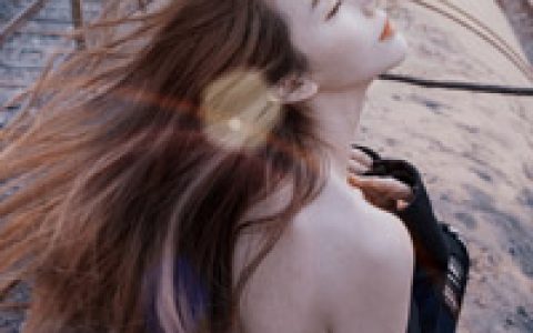 有点颓废的女生头像(长发女生抖阴头像大全)