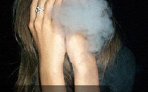 我的男人你想都别想(非主流霸气女生抽烟头像)