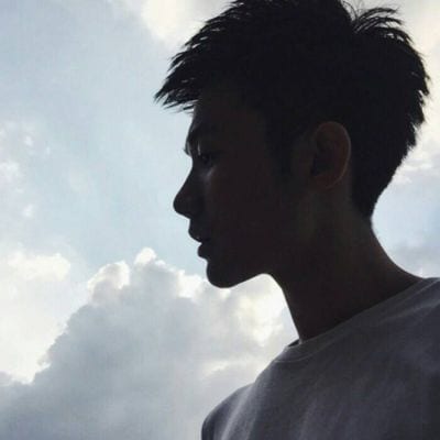 念旧的人心布满尘埃(最帅气的男生搞怪头像个性精选)