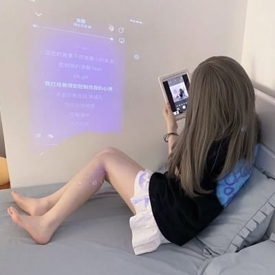 你一定不懂那种看清了还想继续爱的感觉(一组不露脸的很可爱萌妹子头像)