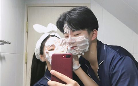 别恃宠而骄别卑贱讨好(清新唯美情侣头像一男一女)