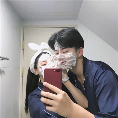 别恃宠而骄别卑贱讨好(清新唯美情侣头像一男一女)