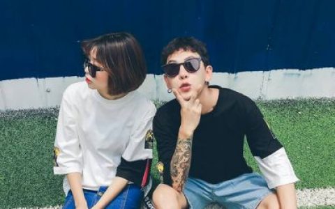我们的爱到此为止吧(个性霸气幸福情侣头像合照一对两张)