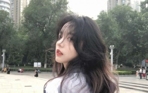 很多感情到最后也就是相识一场(ins风温柔好看的女生头像小清新)
