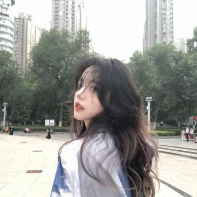 很多感情到最后也就是相识一场(ins风温柔好看的女生头像小清新)