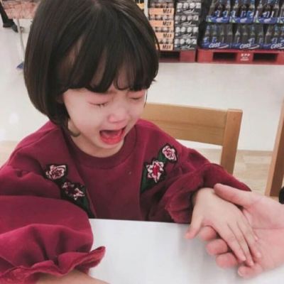 爱哭也爱笑的可爱萌娃头像(萌翻了的高清小女孩头像超好看)