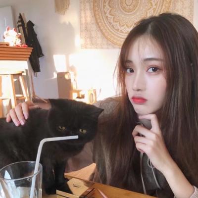 我的执着在你眼中就是傻(青春萌妹子闺蜜头像两张俏皮可爱)