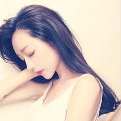 240 漂亮女生贴吧头像(贴吧头像240)