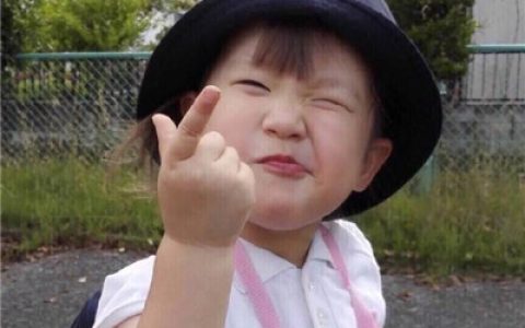 人间的夜熬一次少一次(最火萌娃头像女高清图片)