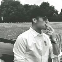 有意境的男生伤感头像(伤感的男生头像海边风景大全)