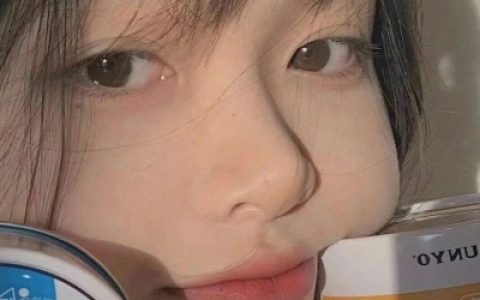 希望合适跟喜欢撞个满怀(流行潮热清新脱俗女生抖阴头像)