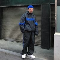 像猛火般率性不够一生尽兴(超酷的男生微博头像欧美范大全)