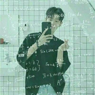 情侣公式头像一左一右(情侣公式头像一对两张分开)