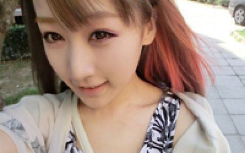 我在开满花的房间做着关于你的梦(妩媚小女人的抖阴个性头像)