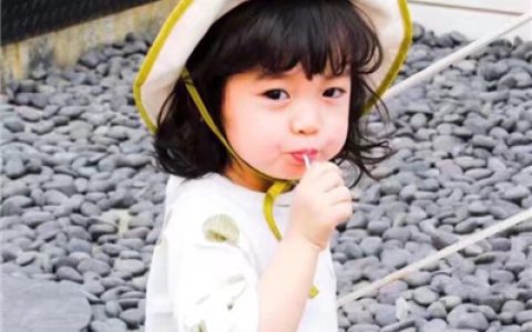我很乖乖的哦(超级可爱古灵精怪的小孩子头像)
